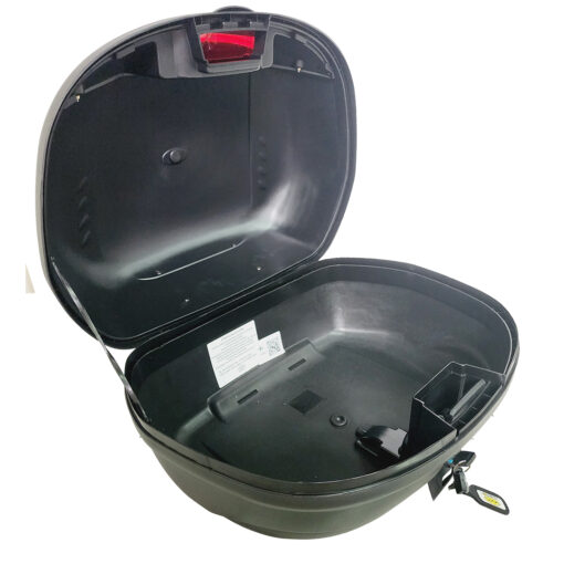 BAUL porta objetos mod. VAM45, medida 530x430x333 / para 2 cascos, con tope de apertura, base desmontable, respaldar y reflectivo trasero. - Imagen 2